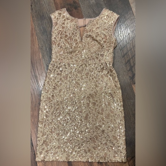 BCBGMaxAzria Dresses & Skirts - BCBGMaxAzria Gold Sequin Mini Dress in size 8
